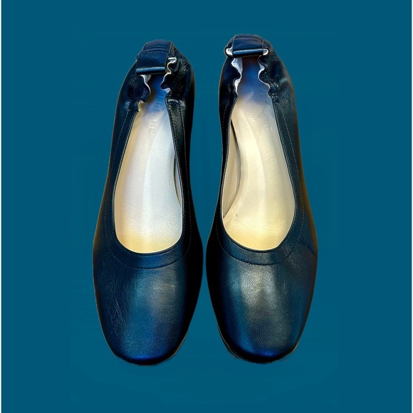 NWOB Everlane The Italian Nappa Leather Day Heel in Black, Size 7 - Picture 4 of 16